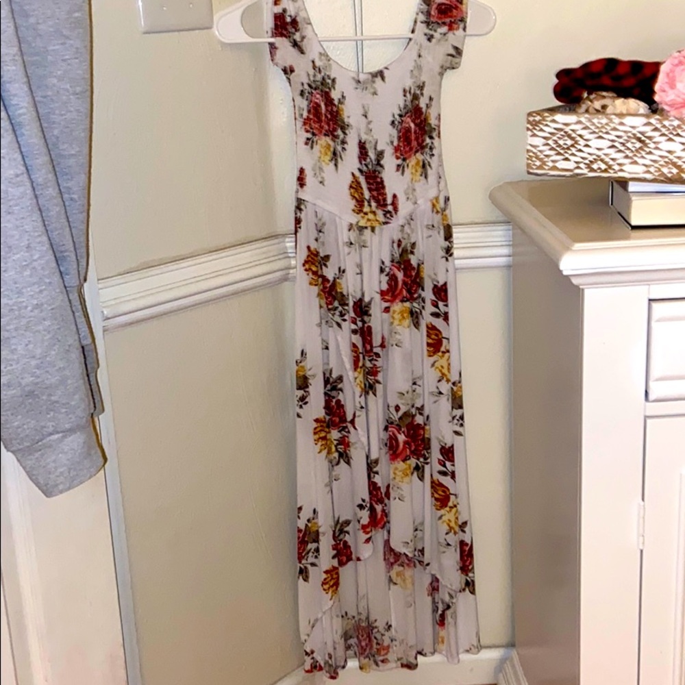 Maxi flowing Midi Dress